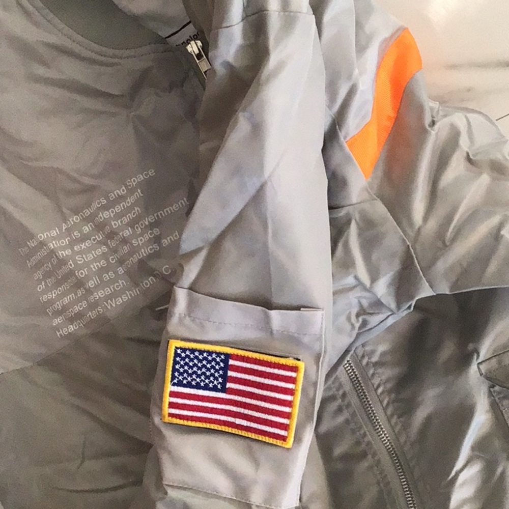 ASSTSERIES jacket - Picture 5 of 5
